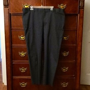 Men's Savane dress slacks. 42/30 Black